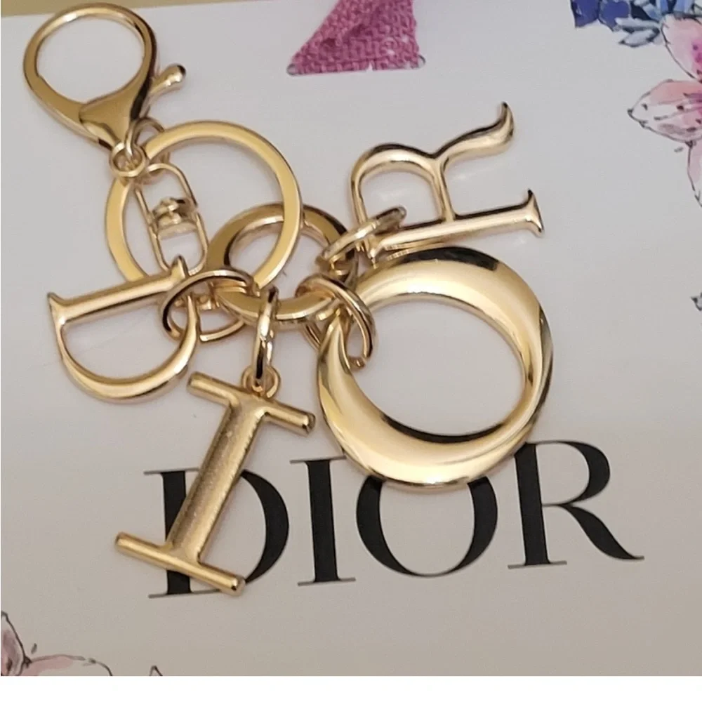 Dior - Picture 2 of 5